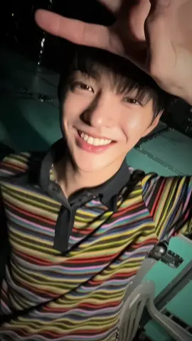 apasii kamu cakep banget sengaja yaa biar aku goyang dumang 😭 #keonho #cortis #bighit #fyp @CORTIS 