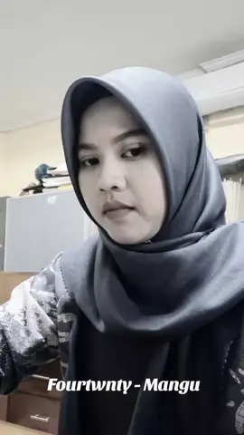 #cover Fourtwnty - Mangu. Lebih sakit beda perasaan atau beda agama?🫢 #mangu #popgalau #fyp #coversong 