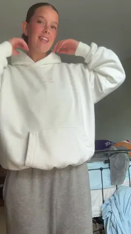I need a cute sweat set