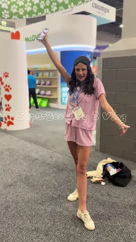 ✨ Day 3 at SuperZoo 2025 ✨ Today was all about walking the tradeshow floor, introducing Nalu to even more incredible pet brands, including some that Sebastian has loved for years, and soaking in everything this show has to offer.  We also stopped by the grooming competition, which is always one of the most creative and inspiring parts of SuperZoo. The talent and artistry these groomers bring is unbelievable!  Before the day wrapped, I had to give Dog Bandana Co one last shoutout. Getting to represent them here has been such an honor, and I couldn’t be more proud of how beautifully their brand shows up at a show like this.  #superzoo @Polothepittie @Dog Bandana Co. #lasvegas #tradeshow 