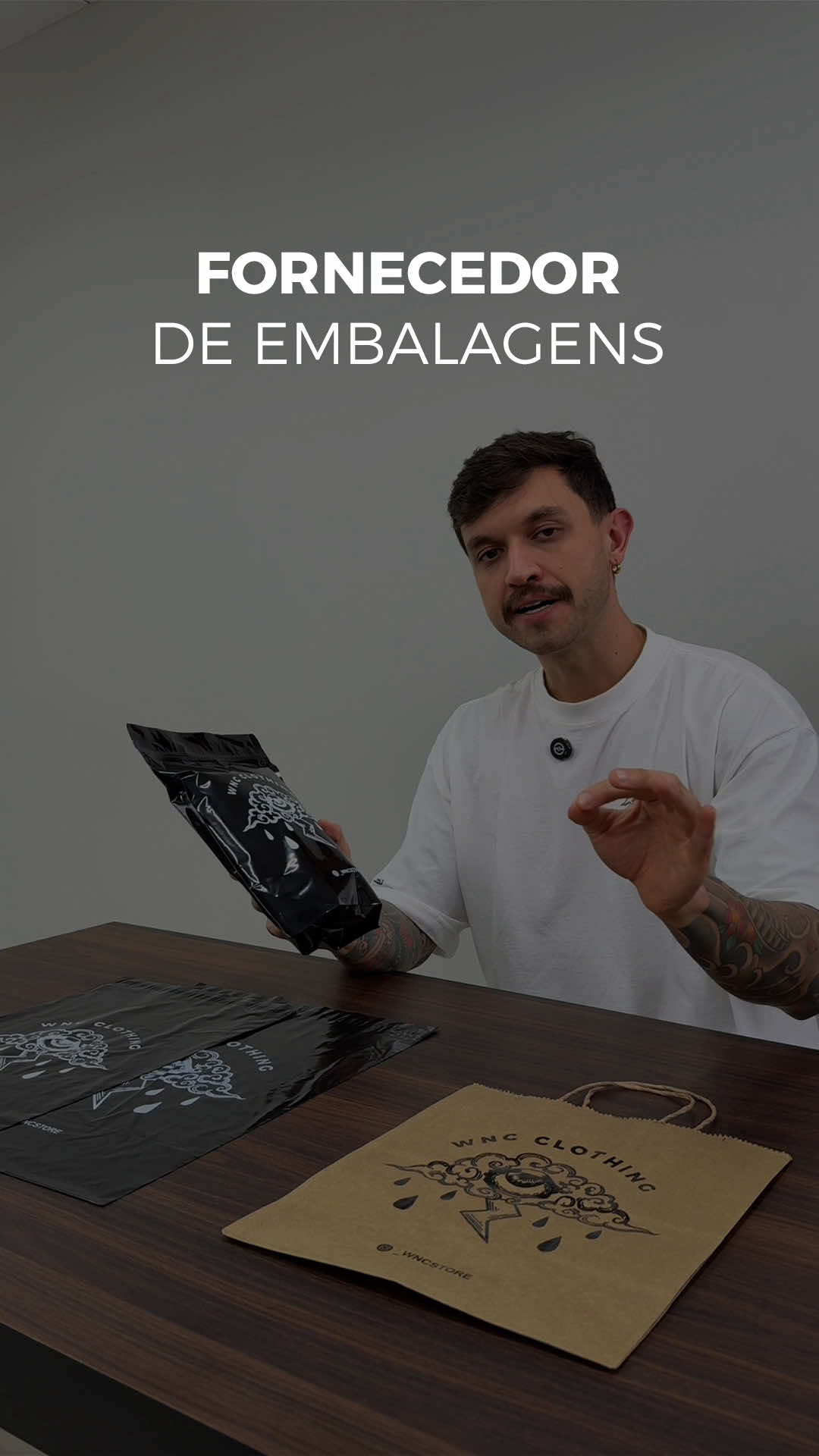 🚀 Não adianta só ter feed bonito… Se o seu cliente recebe o pedido mal embalado, a confiança vai embora junto. Marcas que duram no mercado têm processo, consistência e posicionamento — e isso começa no envio. 📦 Aqui na WNC a gente usa as embalagens da @NZB Embalagens porque elas passam exatamente a imagem que queremos: profissionalismo, cuidado e confiança. Quer receber um cupom e o link pra comprar? Comenta “EXPERIENCIA” aqui e eu te mando o link 💥 #embalagem #embalagempersonalizada #embalagemcriativa #fornecedores 
