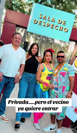 Cuando la fiesta es privada pero la alegría es pública 🎉✨ #despecha2💔 #cumpleaños #fiesta #parejas #90s @YanettG ✨ @BibianaGRosas @Carolina 