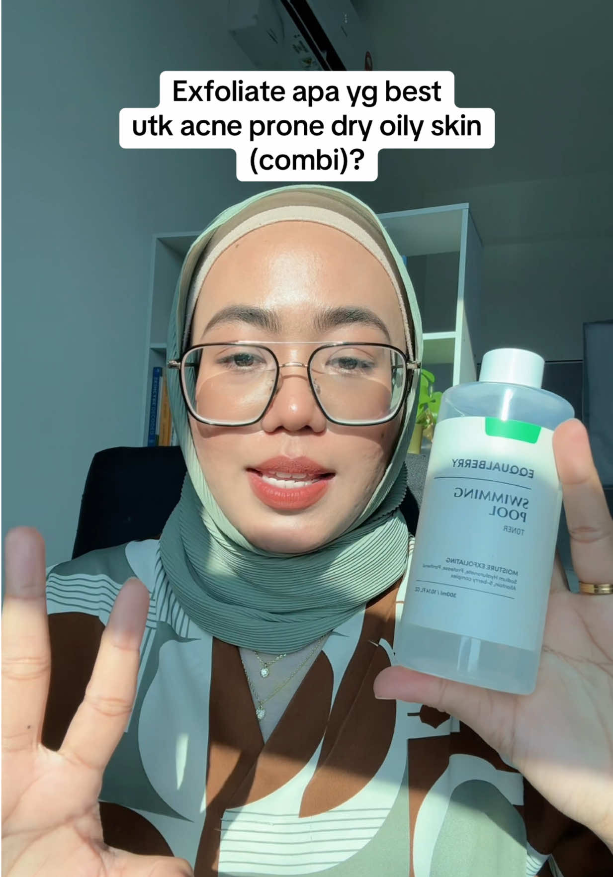 Replying to @AZS🌹 dua2 mcm tak sesuai sgt if awk jenis skin yg mudah irritate dgn exfoliating acid better try pilih baru iaitu exfoliating enzyme lebih less irritate tapi still berkesan  Ni cadangan produk utk awk refer beg kuning kalau nak experience effect dia 🛒👆🏼 #acneproneskin #enzymeexfoliate #bestexfoliation #pendidikankulit #acnefighter 