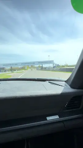 Porsche GT3 RS chasing Porsche GT3 RS on circuit in 🇸🇪 #circuit #closedroad #chase 