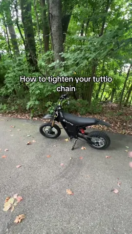 How to tighten tuttio chain #tuttio #ebikes #fyp #surron 