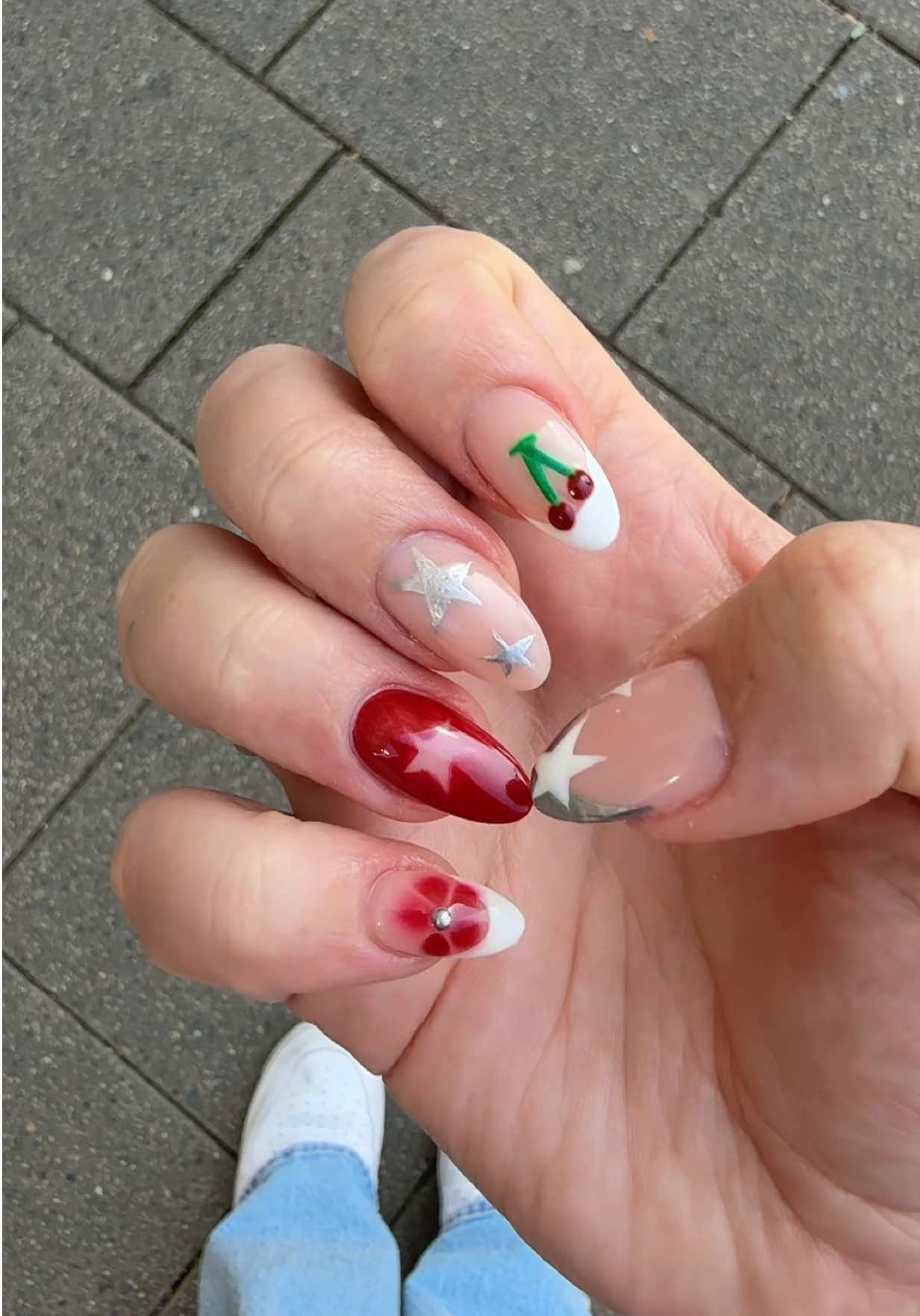 Wie findet ihr meine neuen Nails 😍💅 & wohin fliege ich? 🤫🪩🍒