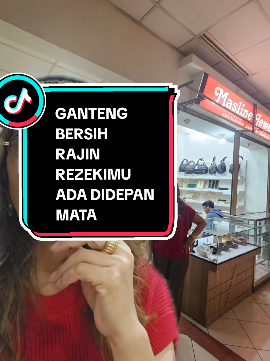 Pedagang nasi padang keliling GANTENG BERSIH membuatku penasaran. . Selalu ada peluang buat kita UMKM. . #pedagang #UMKM 