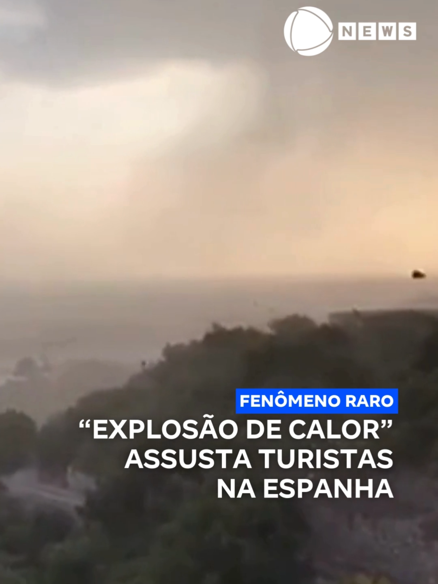 Um fenômeno raro surpreendeu banhistas na Espanha. Conhecido como 
