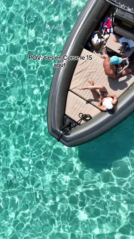 Une piscine naturelle à 28 degrés ! Merci la corse pour ce moment 😍