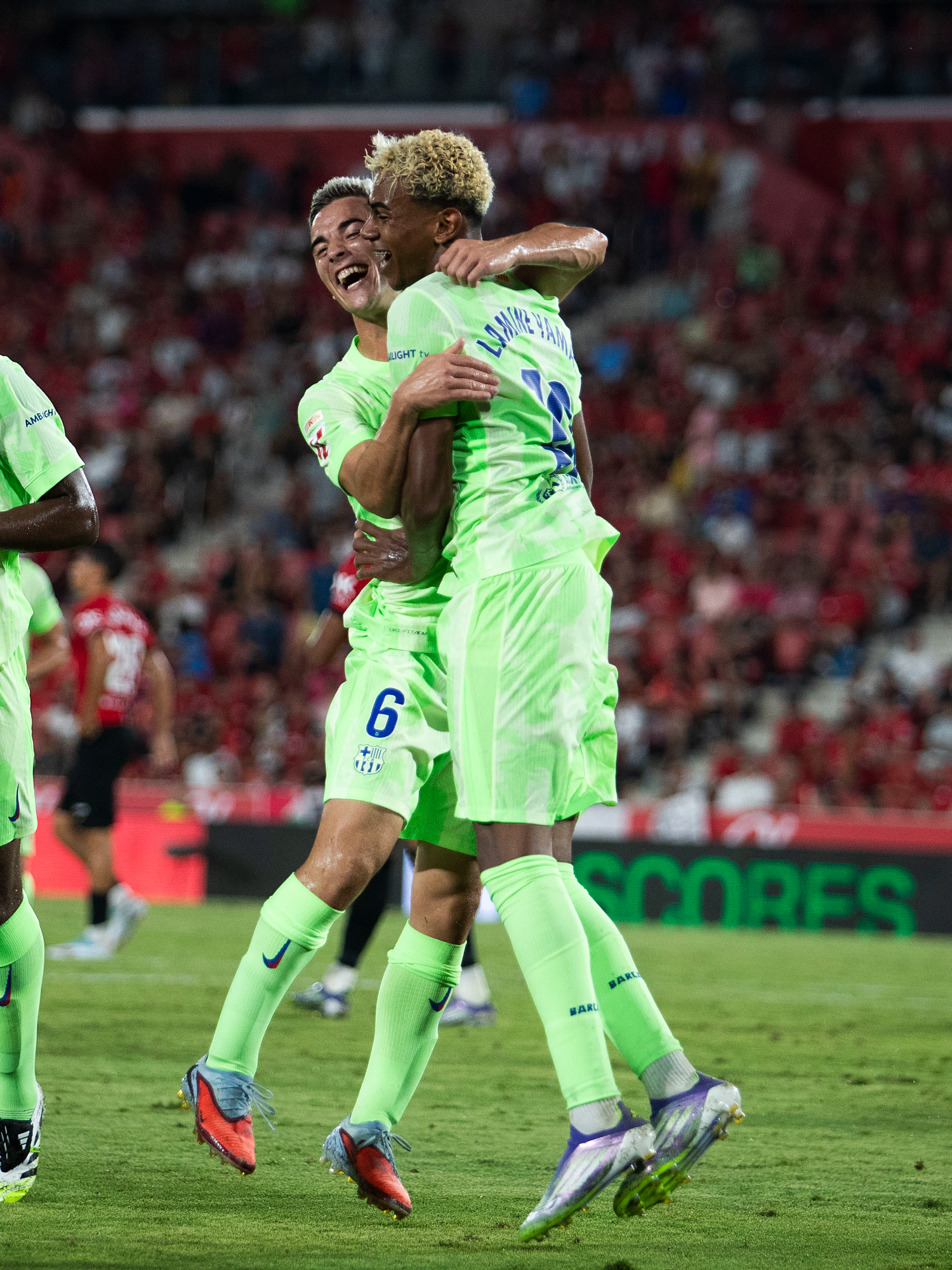 👑 𝗟𝗔𝗠𝗜𝗡𝗘 𝗬𝗔𝗠𝗔𝗟. 👑 #LALIGAHighlights #LALIGAEASPORTS #VUELVELALIGA #MallorcaBarça