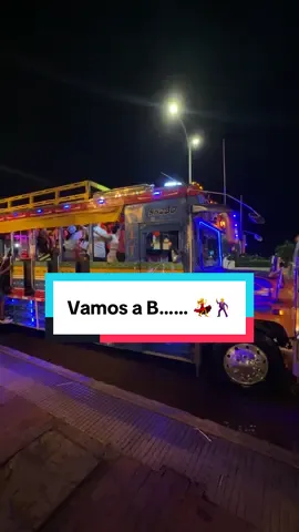 C’est parti qui est prêt à se déhanché ? #cartagena #colombie #danse 