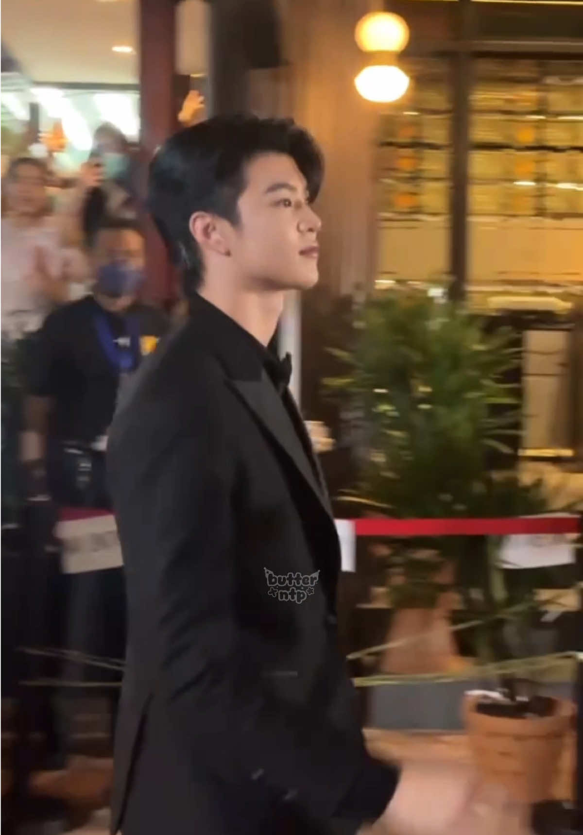 สูทหล่ออออออออ @Lucifer. #meennicha8 #LSA50ICONS #LifestyleAsiaTH #MeenLSA50Icons 
