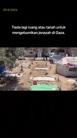 Penduduk yang terpaksa berpindah dari satu tempat ke tempat lain perlu membawa jenazah saudara dan orang tersayang bersama untuk dikebumikan di tempat mereka berpindah. #savegaza #shoutitout #kurangtanah 