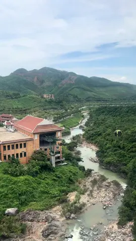 Nothing but peace: riding the cable car, gazing at the most beautiful view with your favorite person 🥹🙏🇻🇳 ….. 📍 Bana Hills, Da Nang …. #travel #danang #bànàhills #danangcity #vietnam  