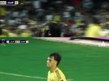 عرف النجومية تحت ظِلاله فظَن اليوم أنه سيكون الأفضل #alnaasr #94 #nfc #cristianoronaldo 