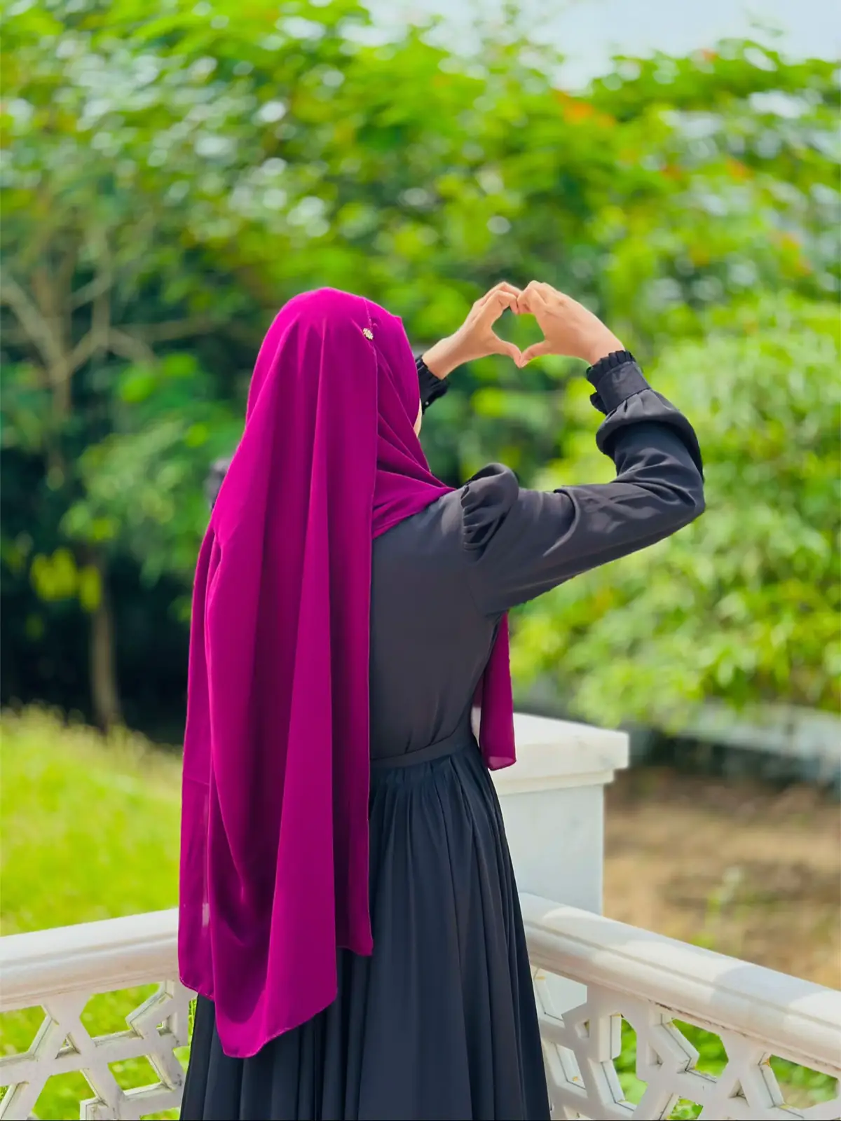 নিজেকে ভালোবাসতে শেখো কারণ পৃথিবীতে তুমি নিজেই 