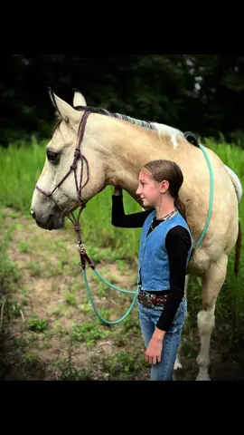 This young lady is amazing. She has the motivation of 10 people, and the love of horses like non other! #horsegirl #equestrian #cowgirl #horsecrazy #horselover @🏁⚡︎𝑫𝒚𝒍𝒂𝒏 𝑴𝒂𝒚⚡︎ 🏁 