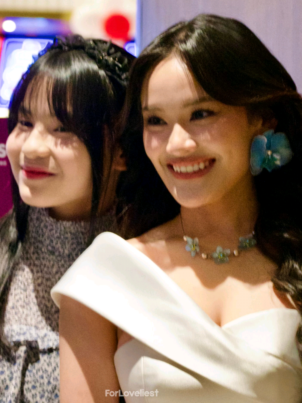[INFO] Trisha menemui Kakak Kerabatnya yang main Film di Gala Premiere Rintik Terakhir dan bertemu Chika Ashel sebagai pemeran disana juga ‎  ‎  #trishajkt48 #adzanashaliha #yessicatamara #jkt48 #rintikhujan sc: @.striofjr_ @.peevctoy tt (19/8/2025)
