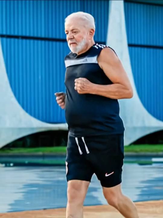 Lula Correndo #inteligenciaartificial  #foryoupage  #ASMR  #viraltiktok  #coorida  #brasilpatriaamada