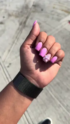 My monthly routine 🙂‍↕️♥️ @elzvkzn #explorepage #manicure #SelfCare 