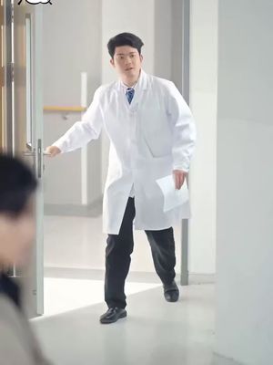 Tonton Drama Pilihan Terpopuler! Episode Pendek, Update Setiap Hari. Unduh Dot Drama Sekarang!