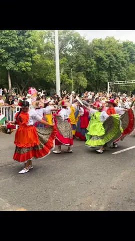 #danza #colombia #feriadeflores #medellin #viral 