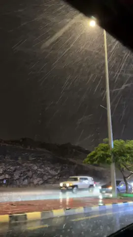 ما أرق الليل والدنيا مطر 🌧️..#ابها_الان #امطار_ابها_اليوم #explore #اكسبلور #fyp #صيف_عسير 