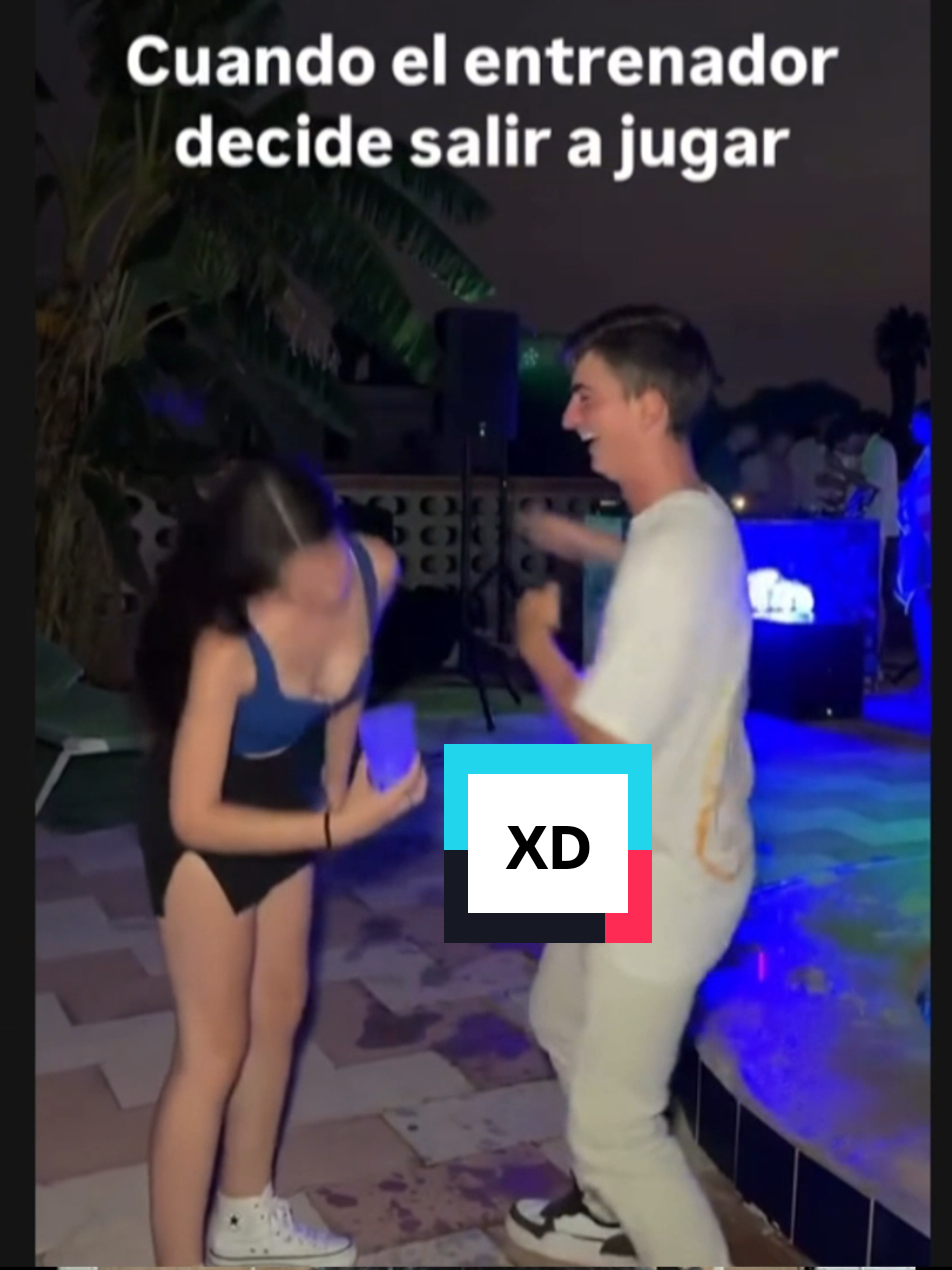 Qué jugada fue esa xdxdx #meme #xd #goat🐐 #cristianoronaldo #messi #luismeewis #luismewis #meewis #mewis 