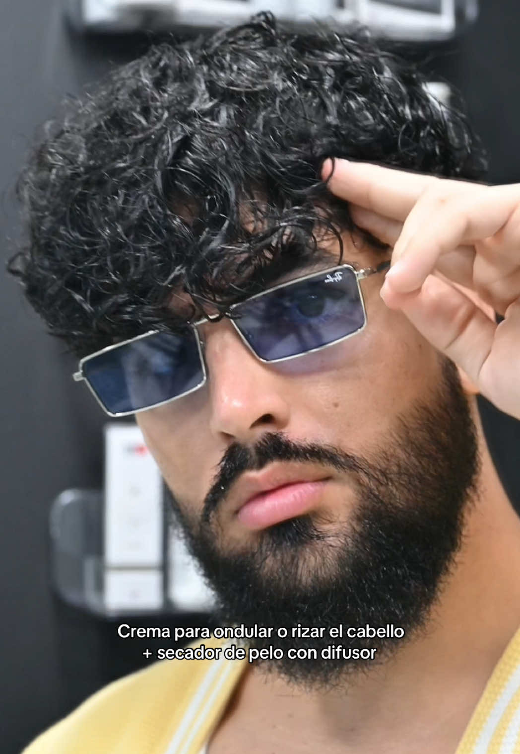Crema para ondular o rizar el cabello + secador de pelo con difusor  #curlyhair #wavyhair #hairstyle #menshair #menshaircut 