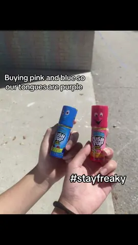Guys I didn’t realize it was green I didn’t look at the flavor #stayfreaky#fyp#viral#candy#blueandpink