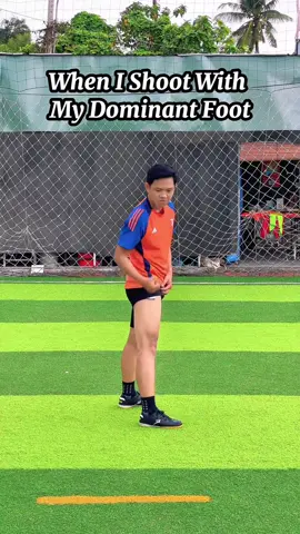 When I shoot with my dominant foot 😎💪#football #Soccer #skills #trending 