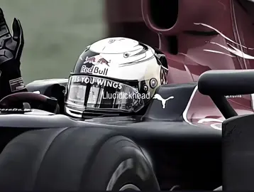 sb dh ilang blm . . . . . . . . . . . #sebastianvettel #redbull #formula1 #f1drivers #sv5 