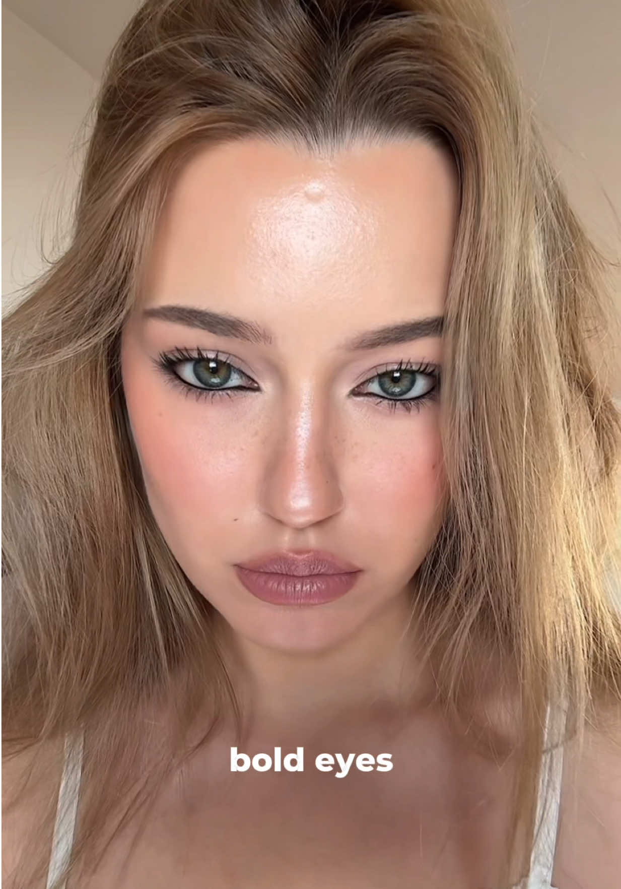 which one are you choosing? #makeup 