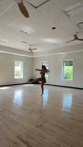 it’s the way i fully slammed my body into the ground for the beat drop 😭 k sorry im done 