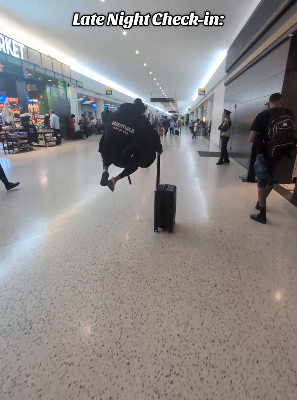 Team late night flights - We usually like to fly in the night before our trip. It allows us to use one less vacation day and to wake up where we need to be, ready to get into an adventure! Are you an early morning or late night flyer? 🛫 #DisneyWorld #DisneyVacation #TravelWithMe #DisneyVlog #DisneyContent 