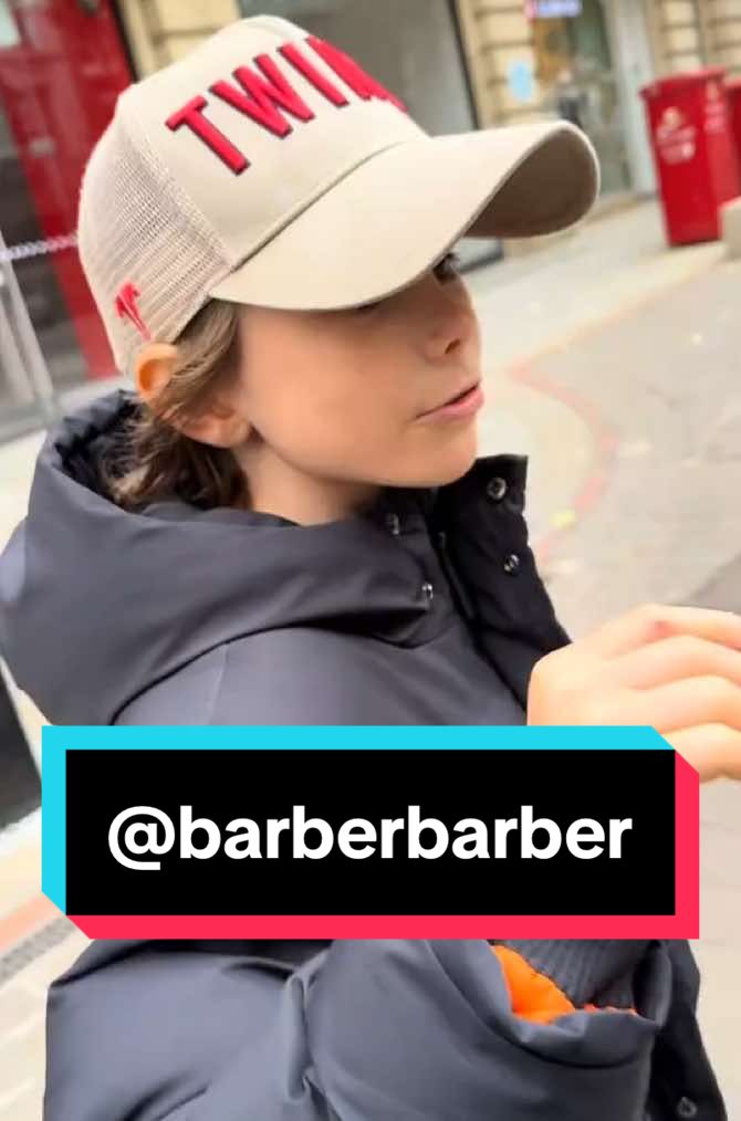 @Barber Barber @Johnny BaBa #haircut #style #barberbarber #leonardopatrick 