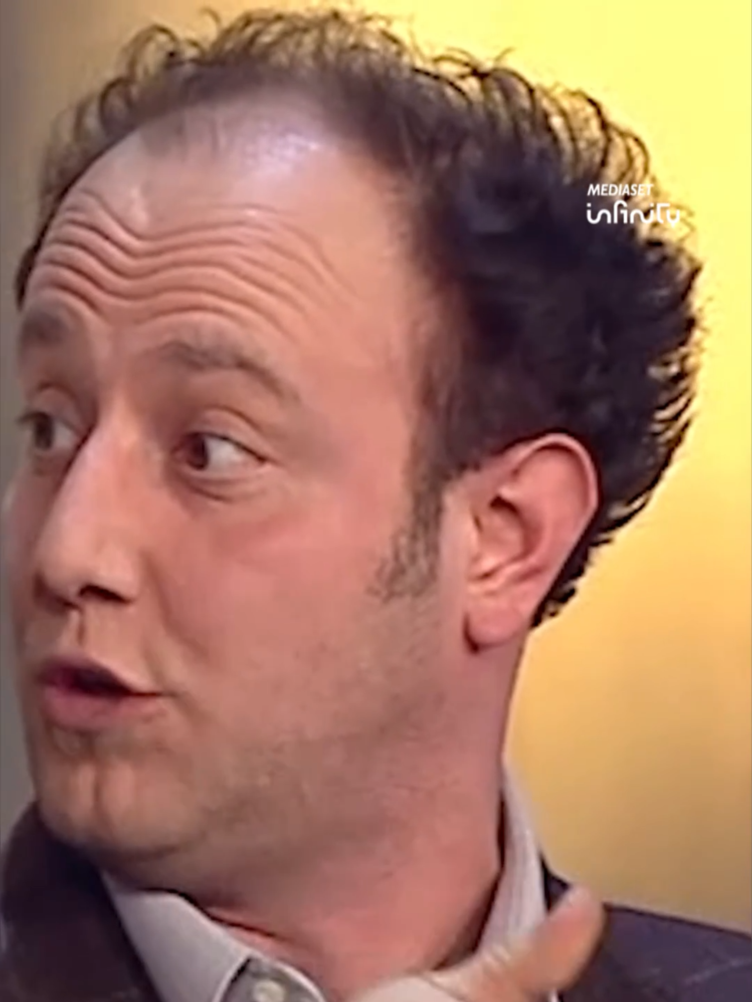 Vacanze alternative! #Zelig ti aspetta in streming su #MediasetInfinity  #davedere #aleefranz