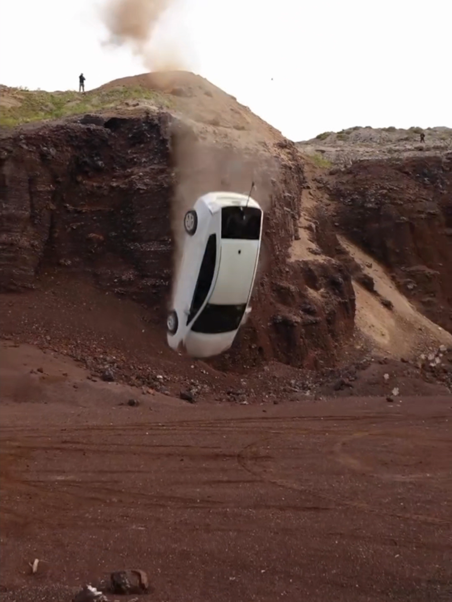 Was ist das für ein Auto? #fy #newmusicfriday #musik #jumpscare #viral 