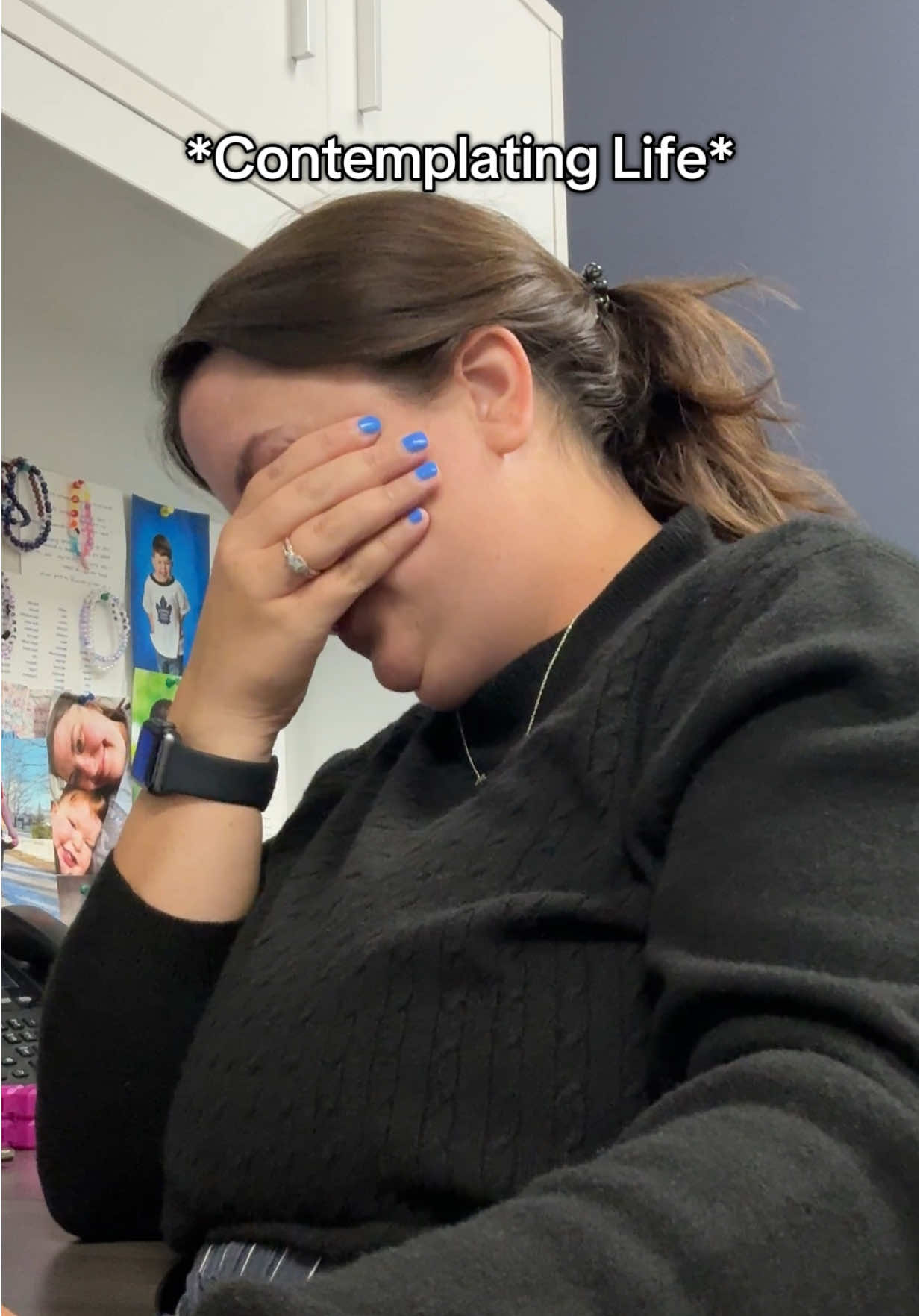 When your employees have a TikTok problem 💁‍♀️ #bossesbelike #trend #prank #watchmyboss #workhumor 