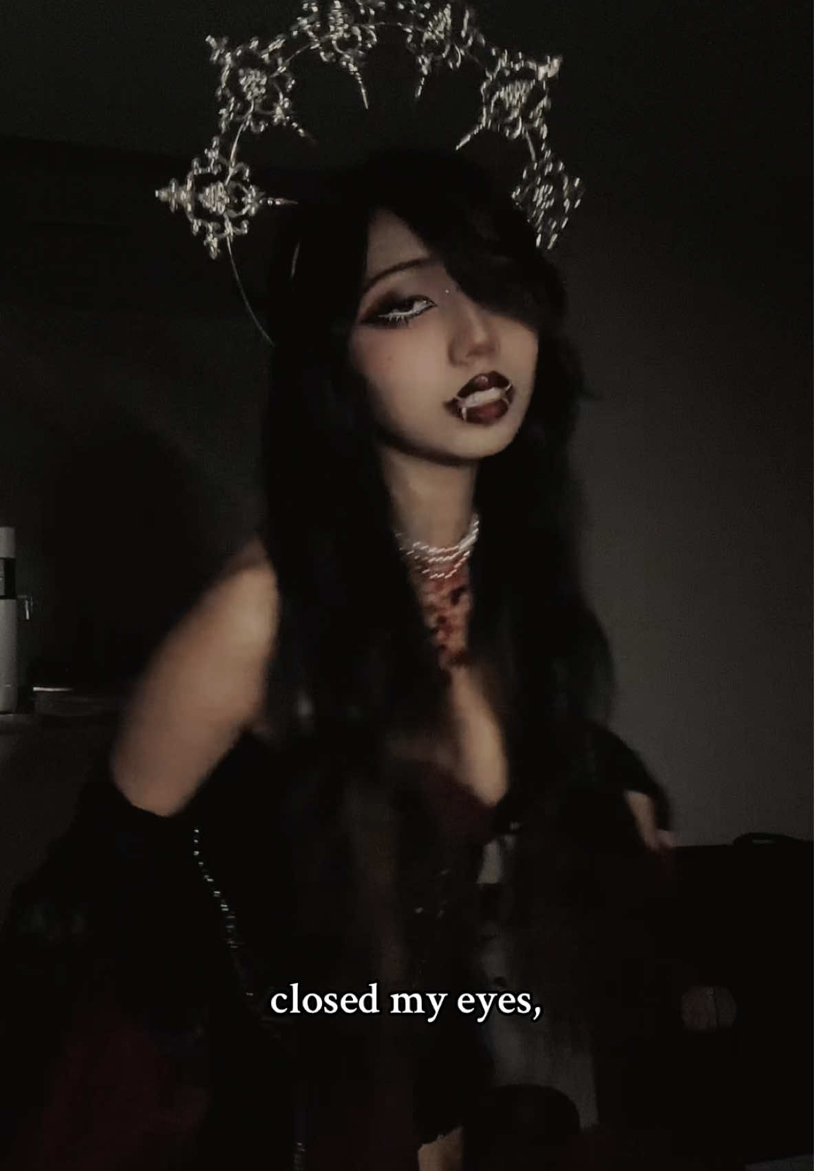 live laugh love btc mitski 😋🕊️🥀 #vampire #mitski #washingmacheineheart #bethecowboy #gothic 