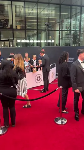 Southgate’s still the one 😍 Great to have you with us at the #PFAawards, Sir Gareth 🏴󠁧󠁢󠁥󠁮󠁧󠁿