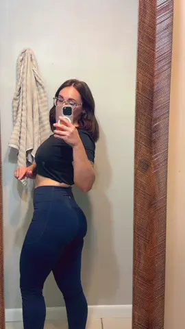 #leggings #gymfit #athleticwear 