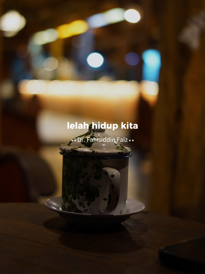Jadilah Manusia Biasa saja #CapCut  #fyp  #Quote  #filsuf  #filsafatkehidupan 