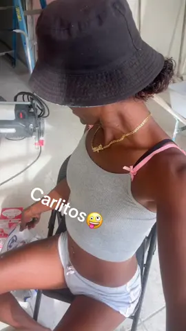 Carlito mi electricista yo voy a ser tu ayudante mi amor raquiti 😍
