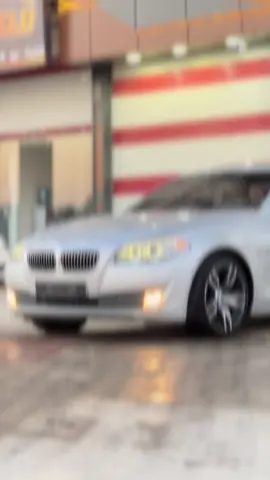 #بسم_الله_الرحمن_الرحيم #معرض_اعزاز_ليسارات_الاوربية_ #car #bmw #528i أي سيارة تعجبك أكثر