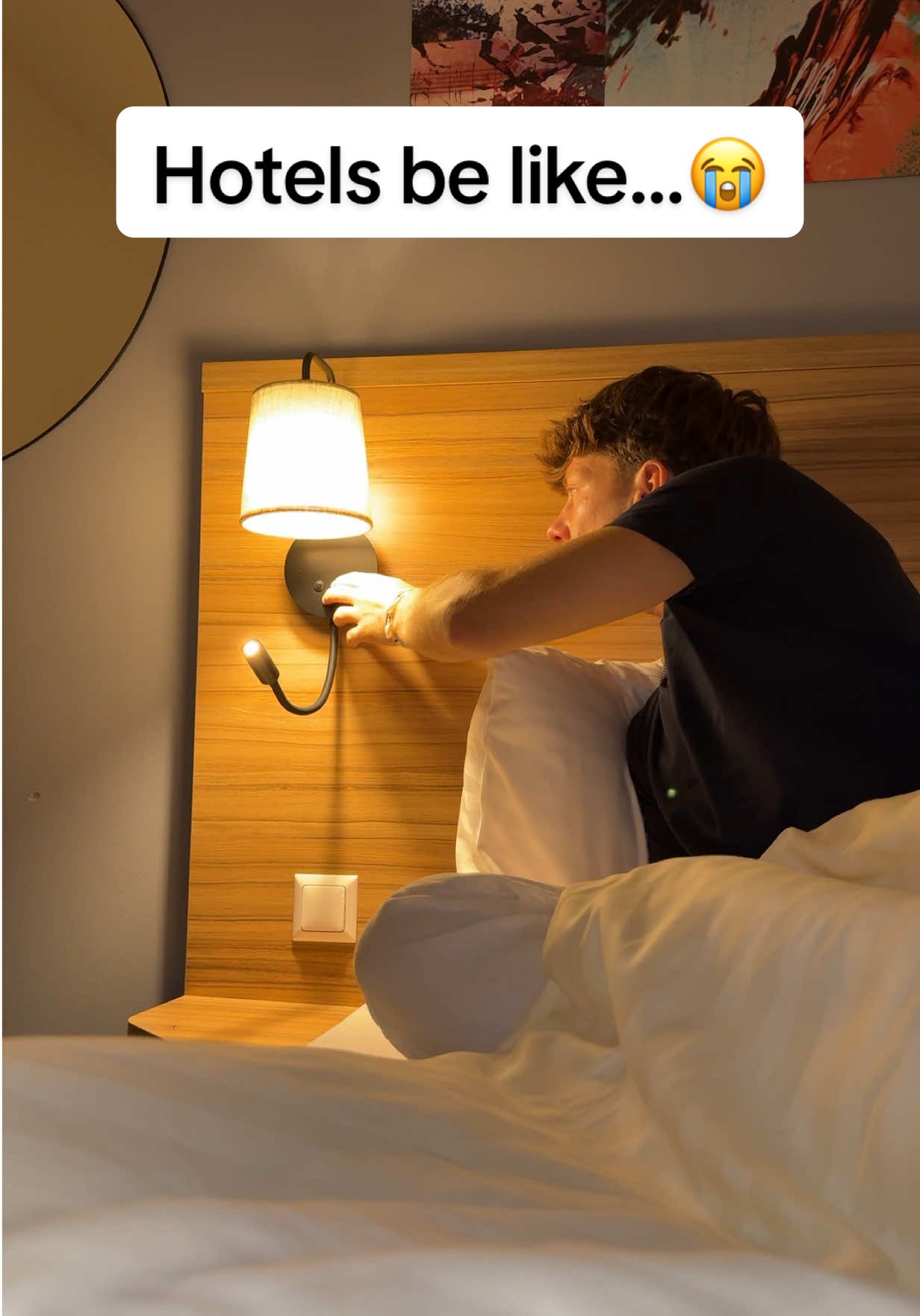 Warum ist das immer so??? 😭😂 #hotel #decken #kindheit 