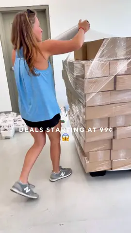 The team is hard at work getting all the Back to School & Baby Purge deals out the door! 💪🏼 Deals starting at only 99¢ + a FREE gift with every order! 🥳 Now is the time to stock up. 
