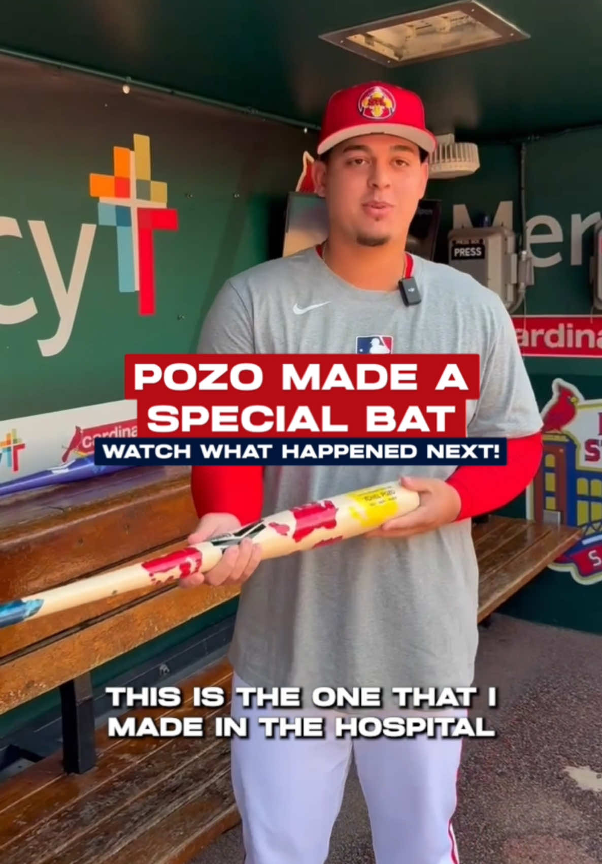 Yohel Pozo’s son Paul suffered a stroke as an infant. For Players’ Weekend, Yohel had his son and other young stroke survivors at a local hospital put their handprints on his bat. Then this happened… #cardinals #MLB #baseball