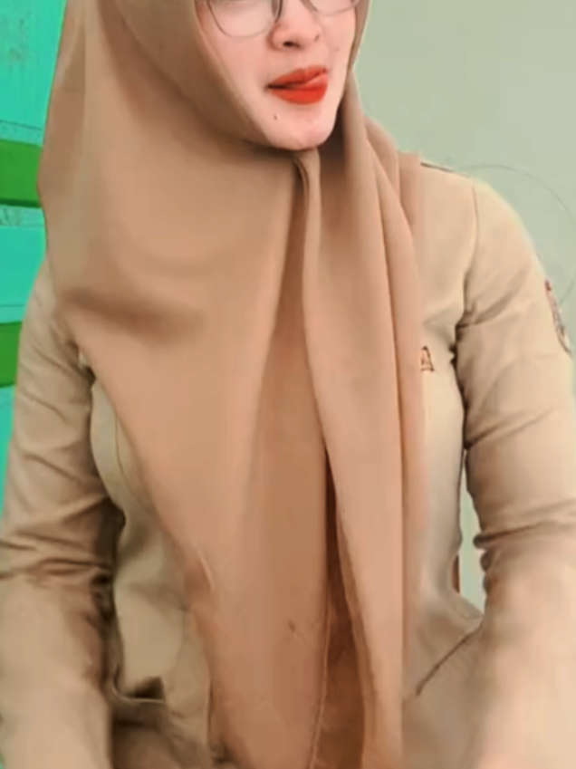 Assalamualaikum 😊 _ _ VT BY : _ _ _ _ #fypシ゚ #pnscantik #guru #pns #pnskekinian 