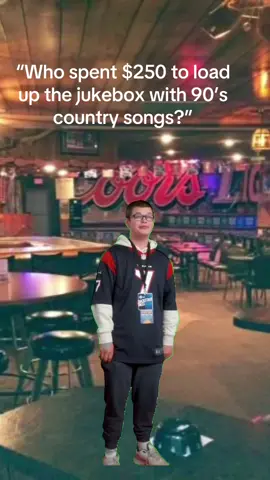 Little do they know that it’s nothing but George Strait after that…#fyp #countrymusic 